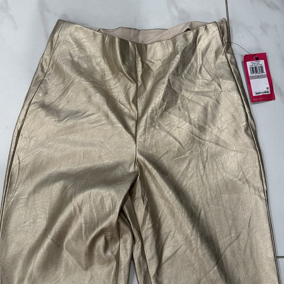 NWT 🏷️ Vince Camuto Women's Pull on Flare Leggings size 0 - Picture 9 of 13